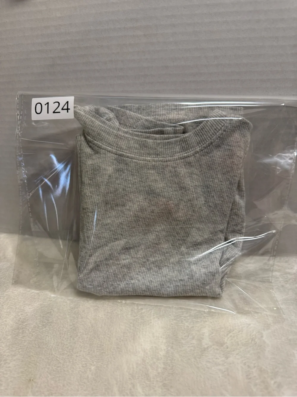 Old Navy Short-Sleeve Ribbed Tee in Light Gray 18 to 24M